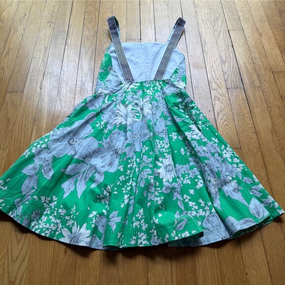 Tuckernuck Size XS Green Floral Low Back Pinafore Fit and Flare Mini Sundress - Picture 13 of 16